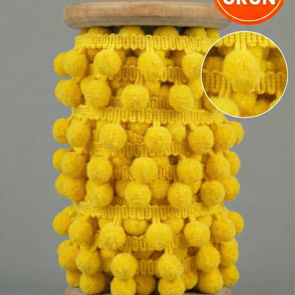 Ponpon Şerit 4 Metre – Kına, Parti ve Dekoratif Süsleme