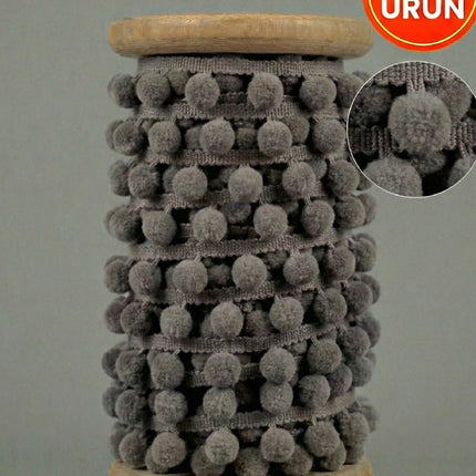 Ponpon Şerit 4 Metre – Kına, Parti ve Dekoratif Süsleme