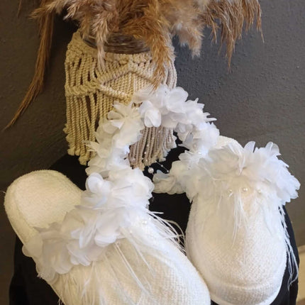 White Floral Feathered Beaded Maternity Crown Slipper Set - Stylish and Elegant Maternity Set