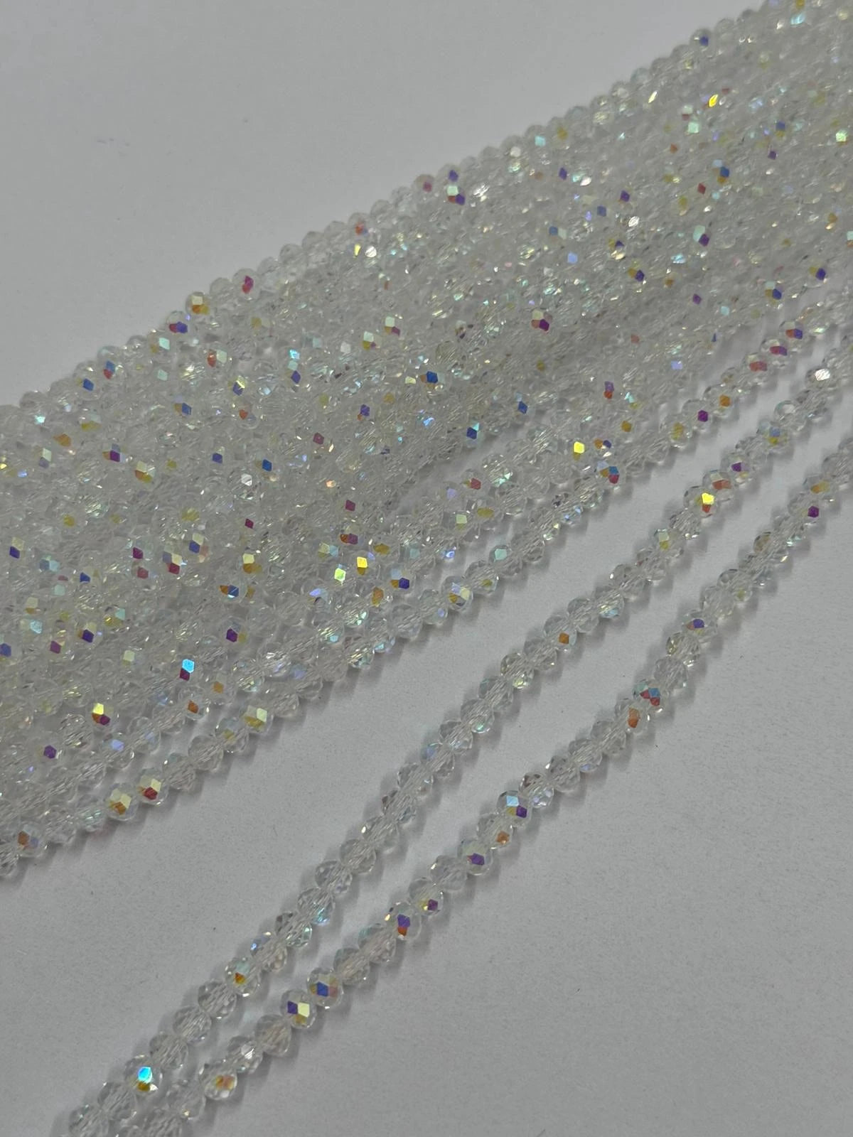 Beyaz Janjanlı 6 mm Kristal Boncuk 1 Dizi