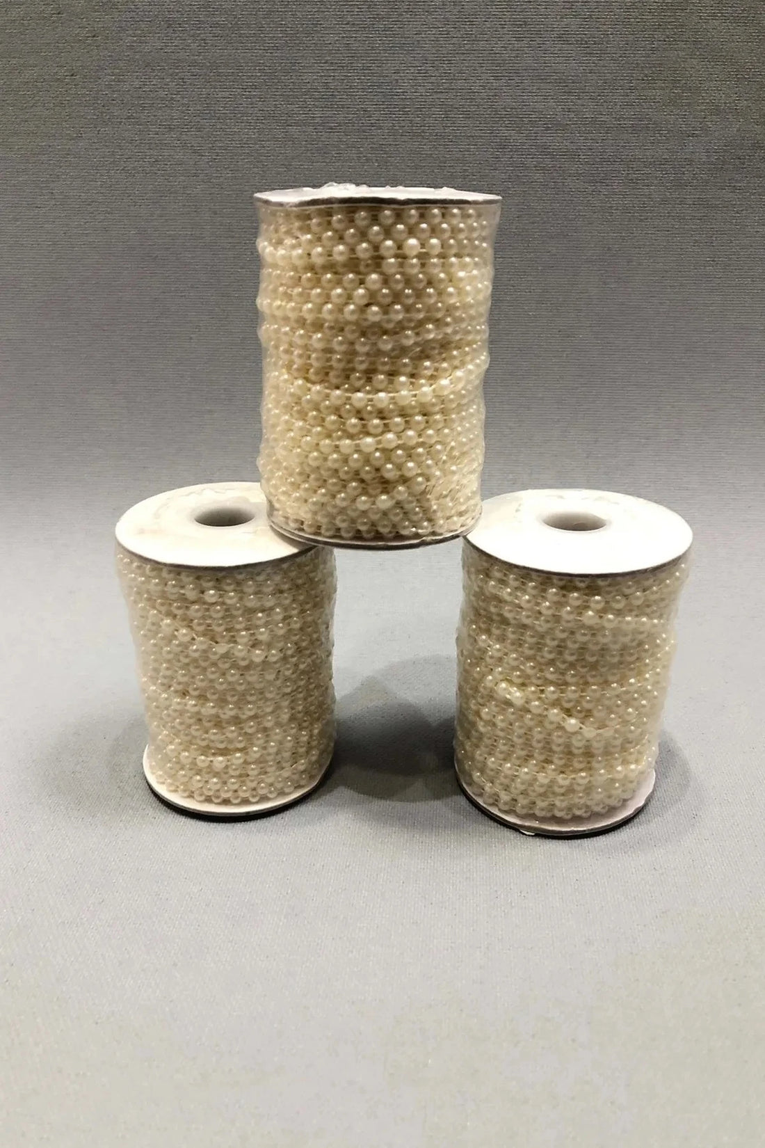 Krem Sıralı Kesik İnci 4 mm – 20 Metre Şerit İnci Süsleme
