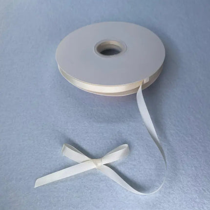 1 cm Saten Kurdele 100 Metre – Hediye Paketleme, Nikah Şekeri, Düğün ve Hobi Kurdelesi