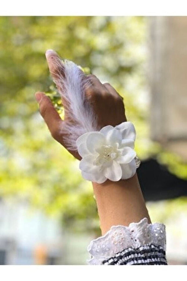 10’lu Beyaz Tüylü Inci Nedime Gelin Bilekliği Bride To Be Bekarlığa Veda Partisi
