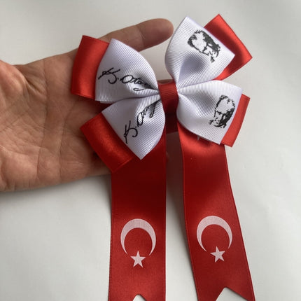 El Yapımı Atatürk İmza Baskılı Klips Toka – Kırmızı Beyaz 23 Nisan Özel Tasarım