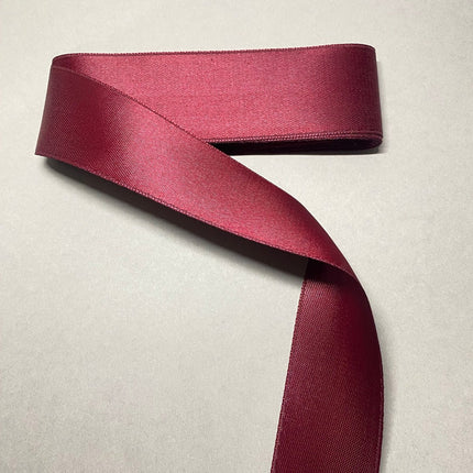 Bordo Saten Kurdele 4 cm 5 Metre – Parlak Dekoratif Şerit, Hediye Paketleme, Kına ve Hobi Süsleme