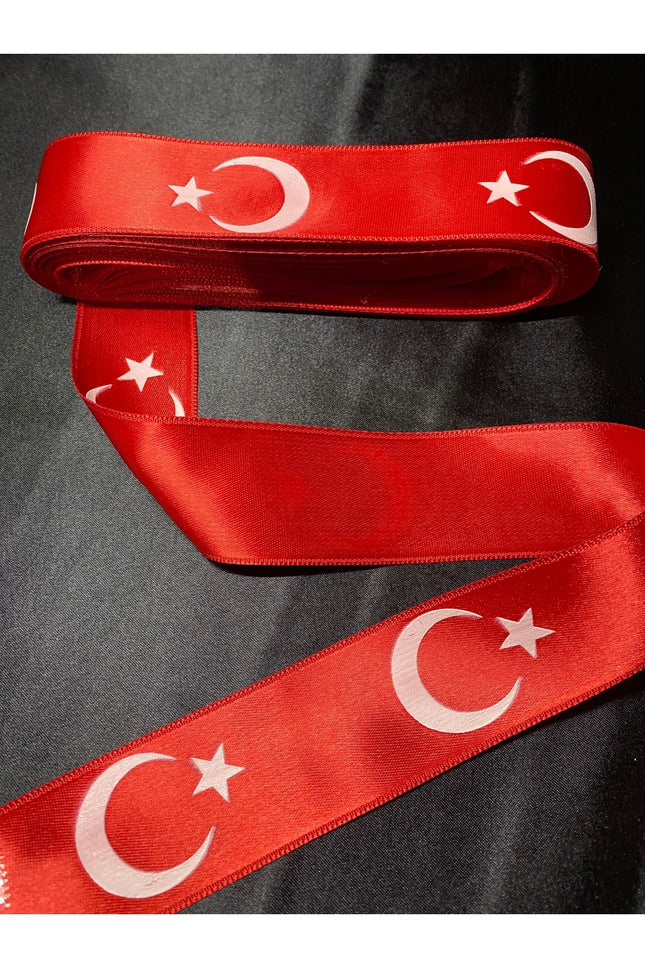 Kırmızı Ayyıldız Desenli 4cm Saten Kurdele - 5 Metre Süsleme ve Aksesuar Şeridi